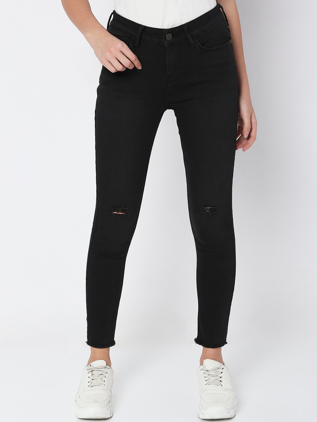 

Vero Moda Women Skinny Fit High-Rise Low Distressed Jeans, Black