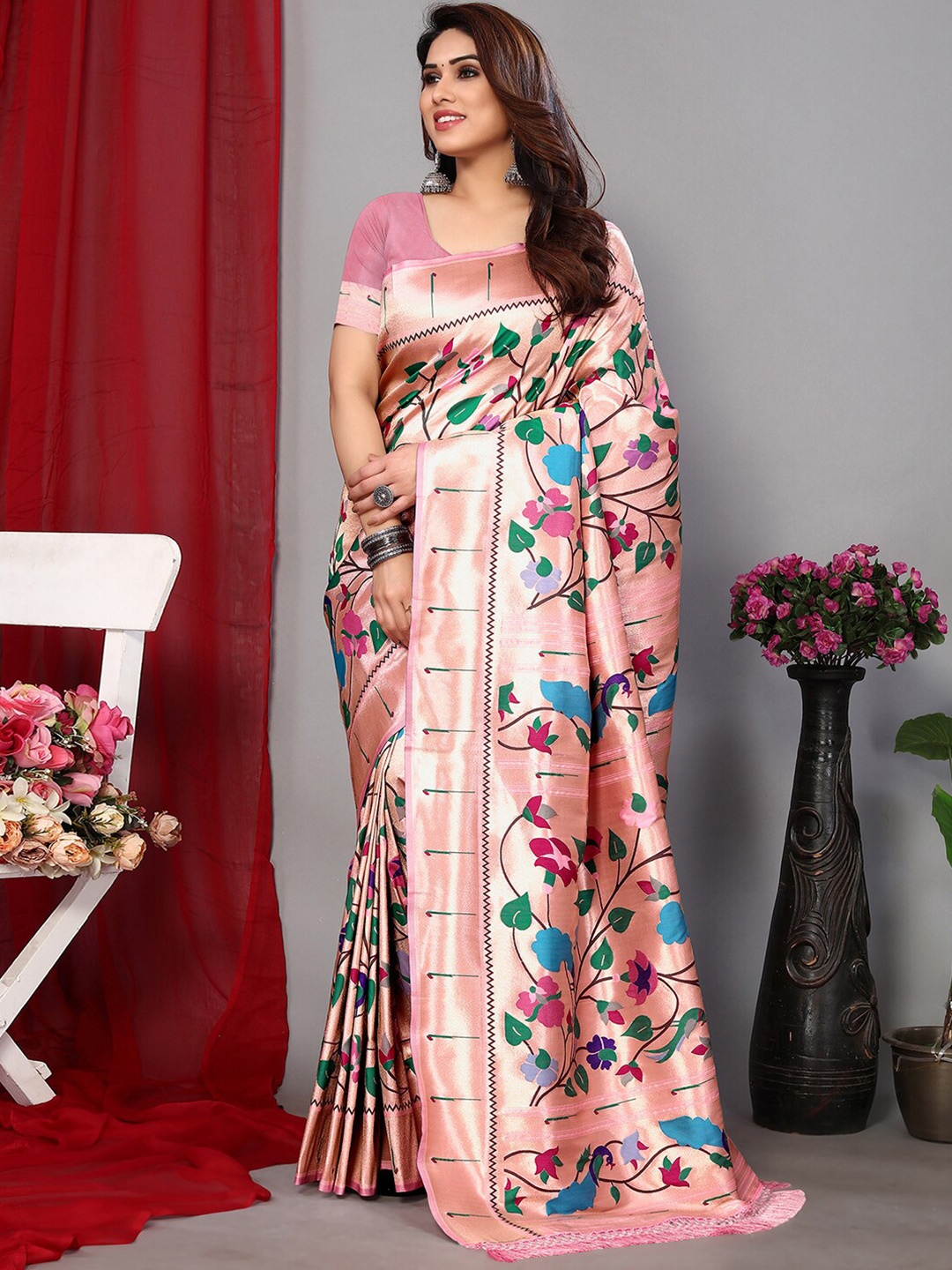 

Satrani Pink & Gold-Toned Floral Woven Design Zari Paithani Saree