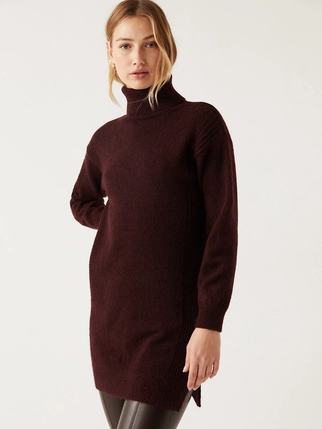 

Marks & Spencer Women Turtle Neck Longline Sweater, Maroon