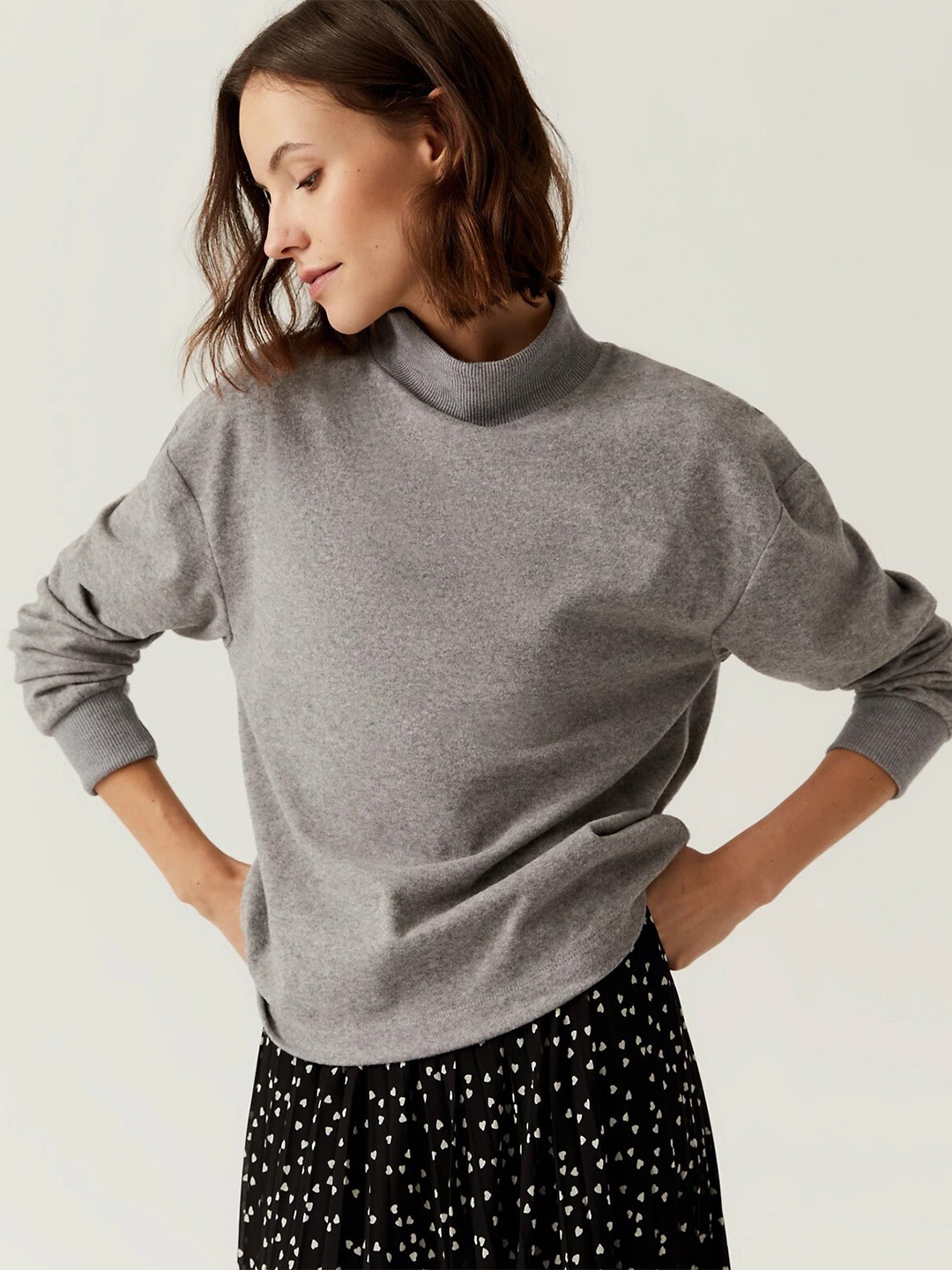 

Marks & Spencer High Neck Drop Shoulder Sleeves Sweatshirt, Grey