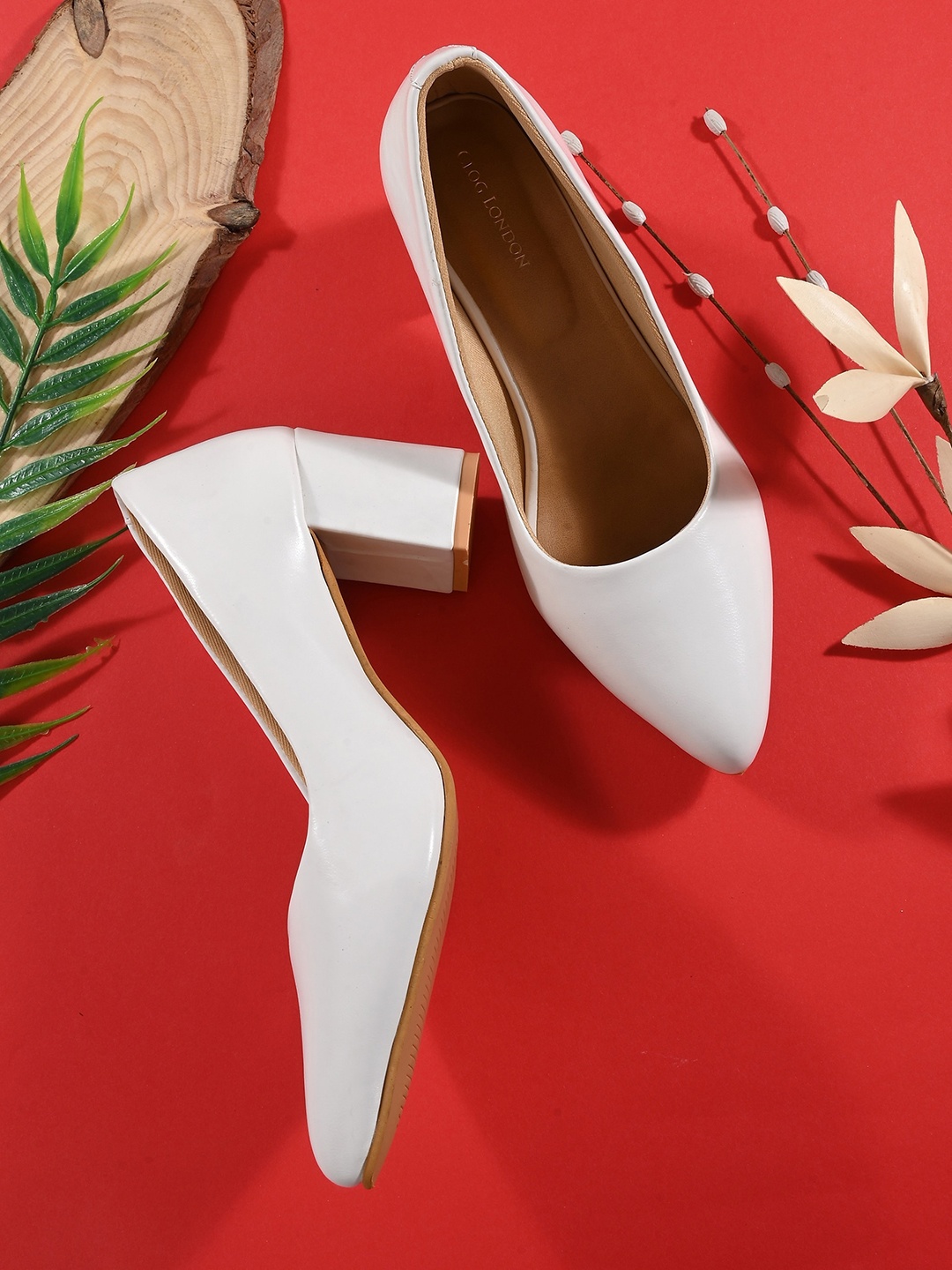 

CLOG LONDON Pointed Toe Block Heels Pumps, White