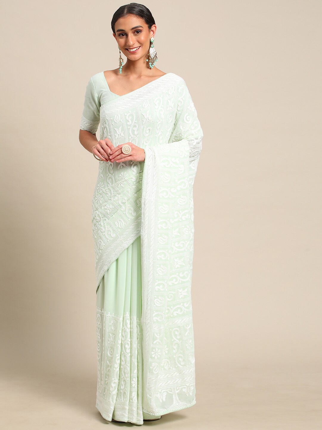 

all about you Green & Sea Green Floral Embroidered Georgette Saree