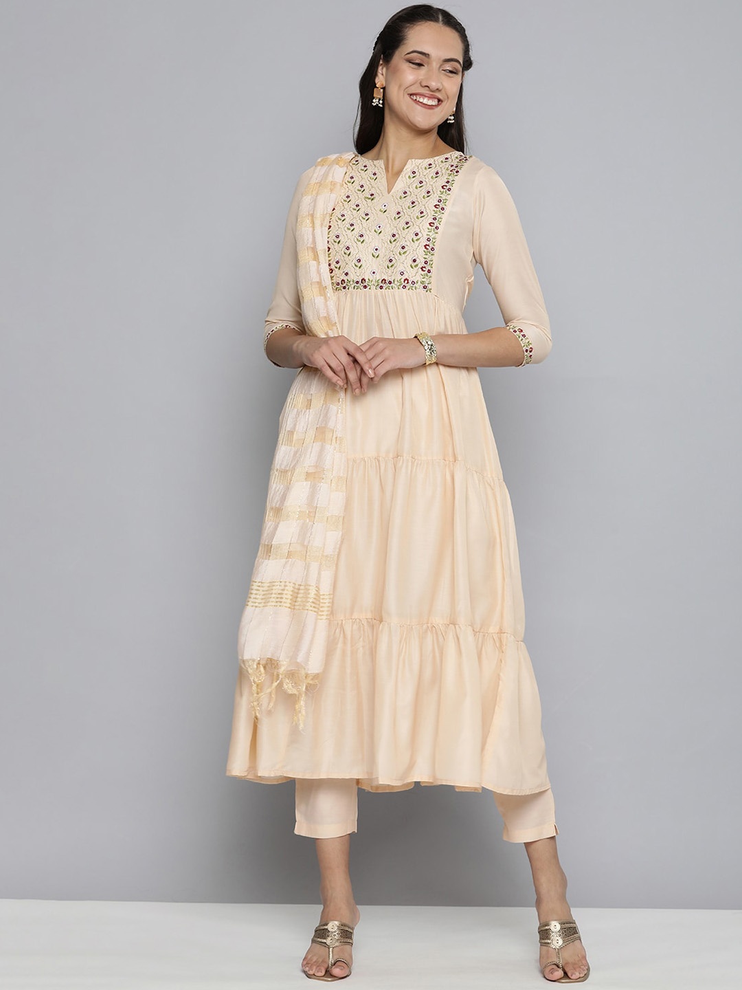 

MALHAAR Floral Embroidered Mirror Work Anarkali Kurta with Trousers & Dupatta, Cream