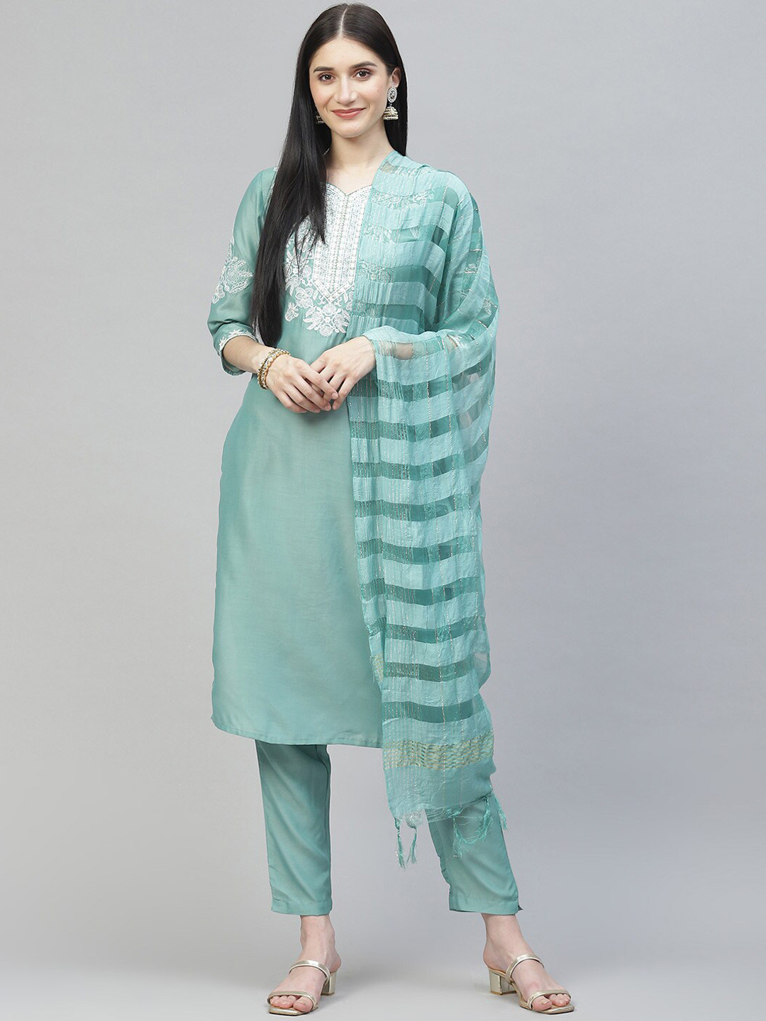 

MALHAAR Ethnic Motif Yoke Design V Neck Thread Work Kurta With Trousers & Dupatta, Sea green