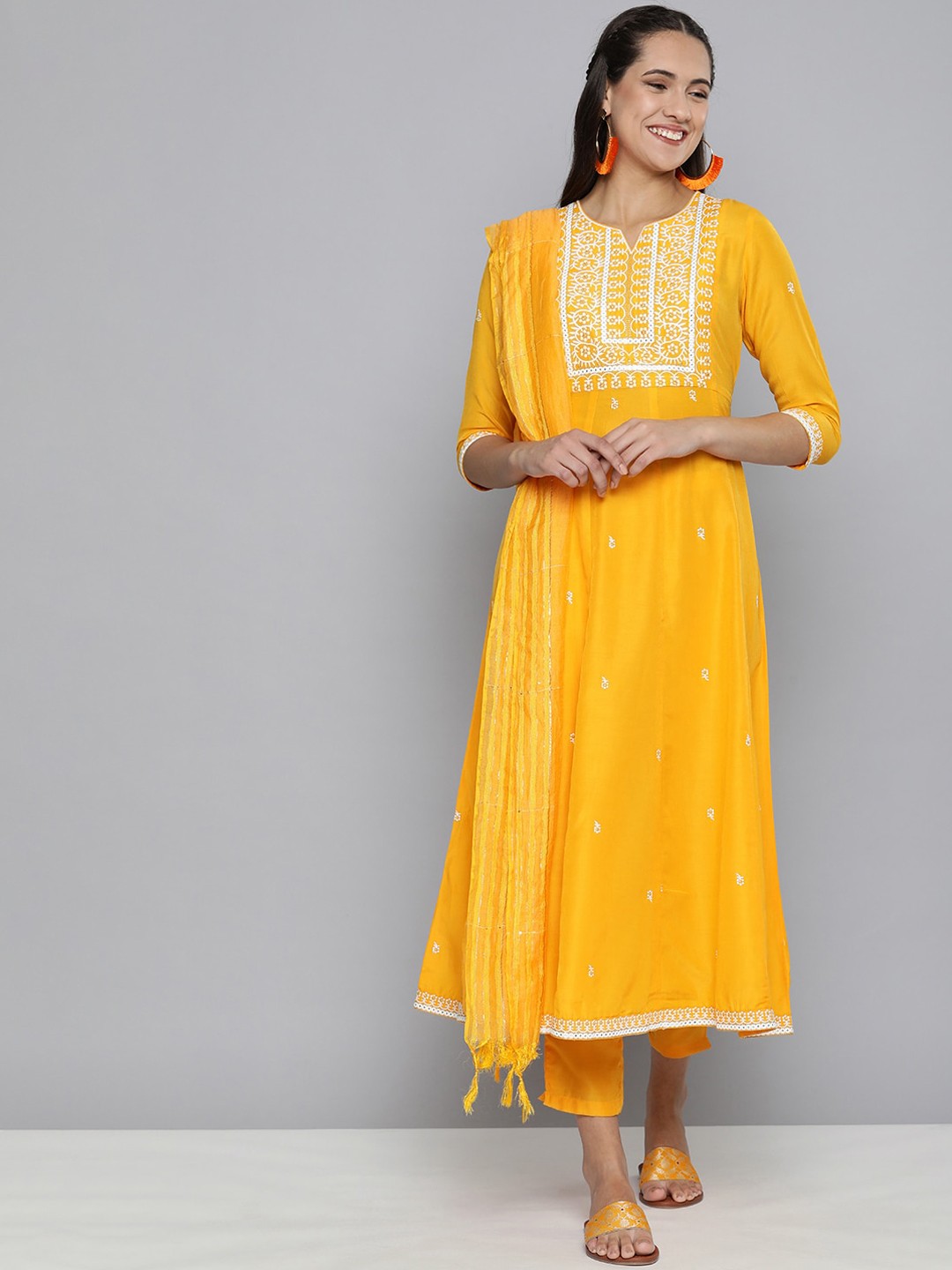 

MALHAAR Ethnic Motifs Embroidered Anarkali Kurta With Trousers & Dupatta, Yellow
