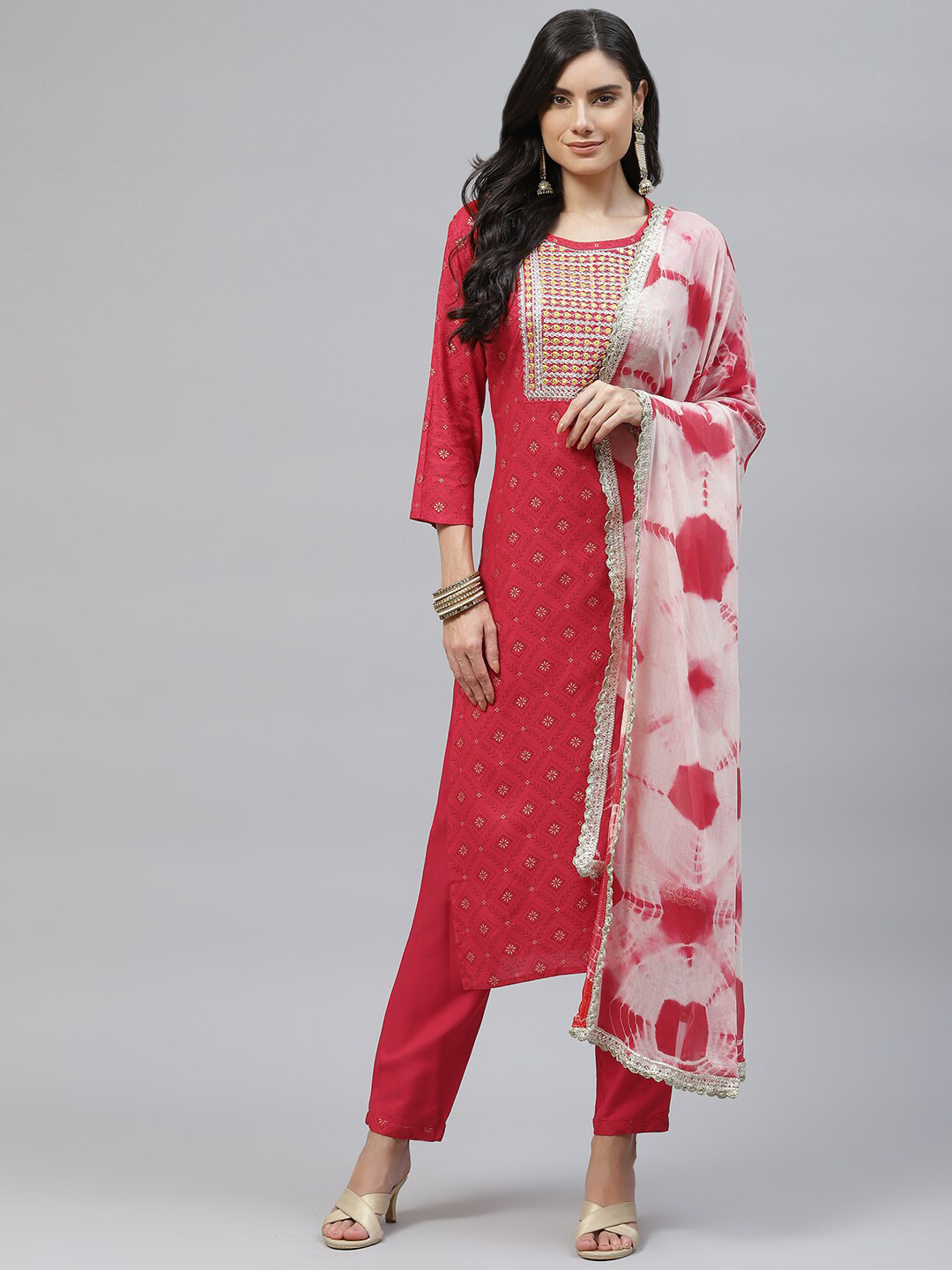 

MALHAAR Ethnic Motifs Printed Kurta with Trousers & Dupatta, Red