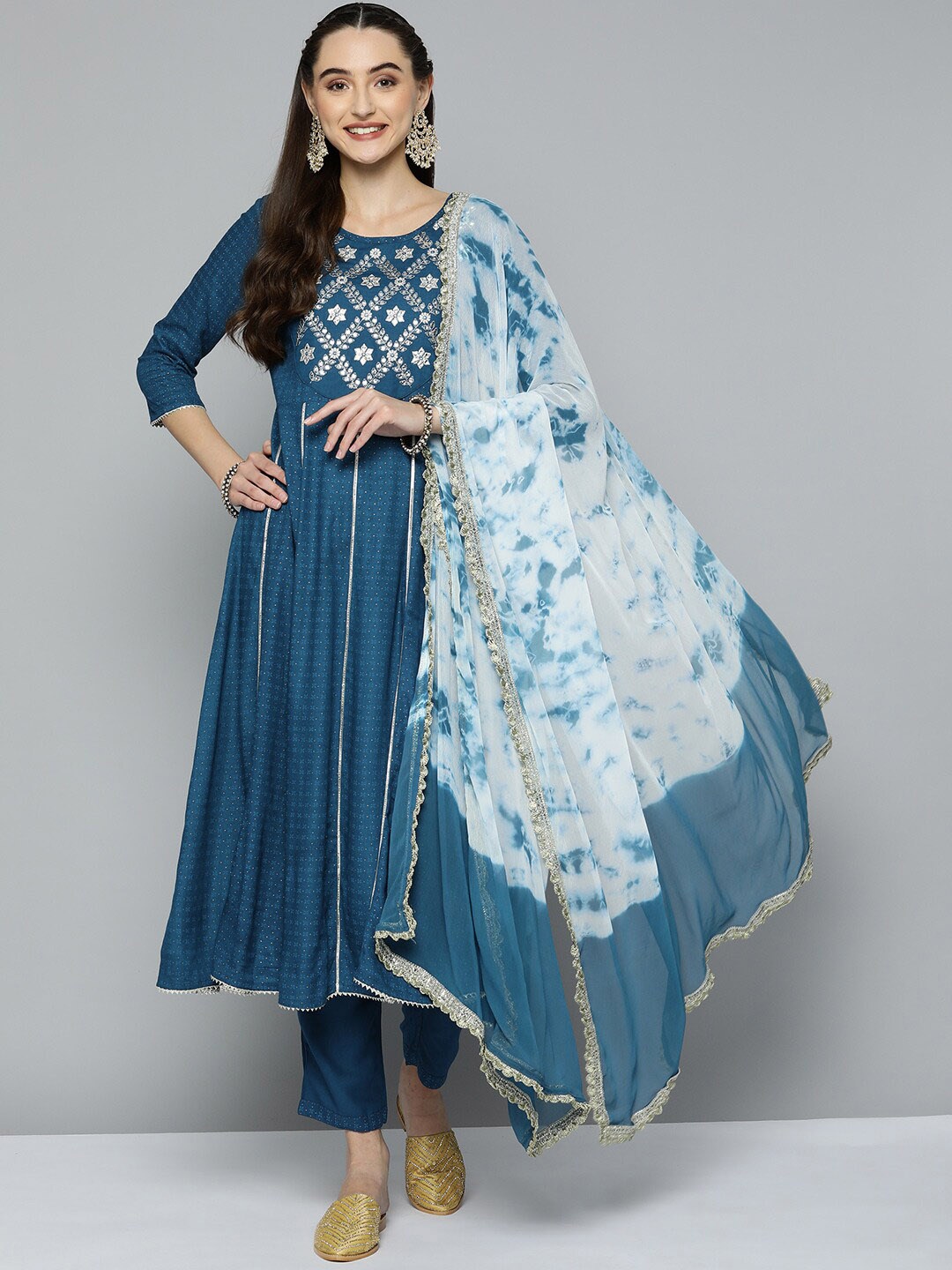 

MALHAAR Floral Embroidered Mirror Work Panelled Anarkali Kurta with Trousers & Dupatta, Navy blue