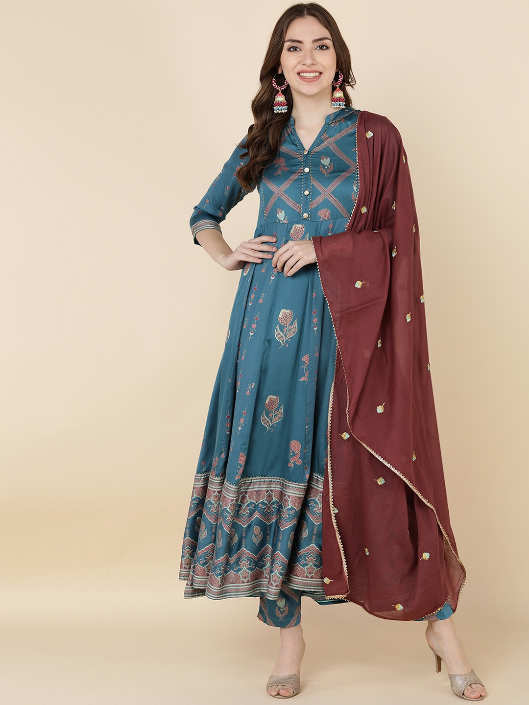 

MALHAAR Floral Printed Gotta Patti Kurta with Trousers & Dupatta, Teal