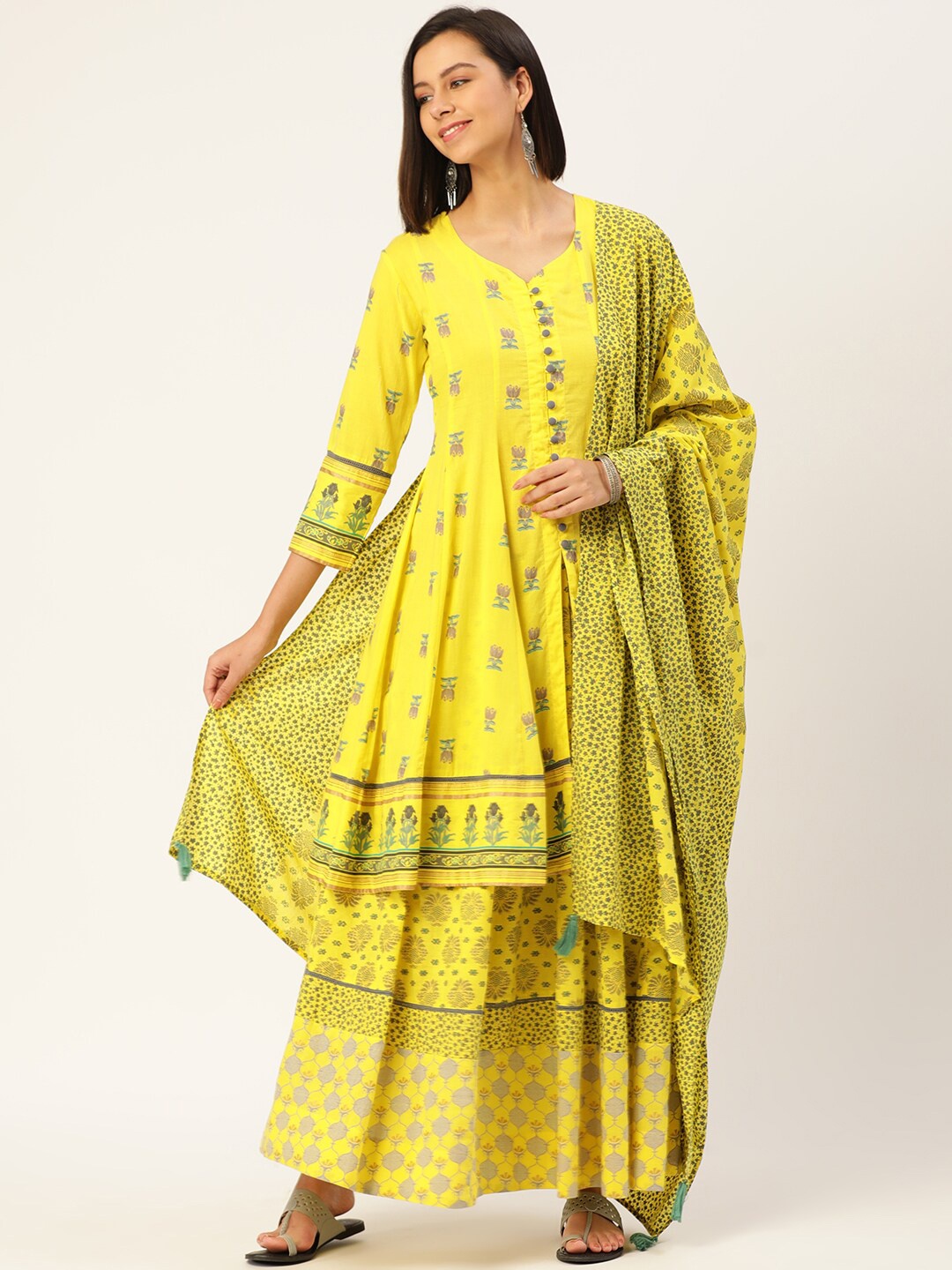 

MALHAAR Floral Printed Anarkali Pure Cotton Kurta With Skirt & Dupatta, Yellow
