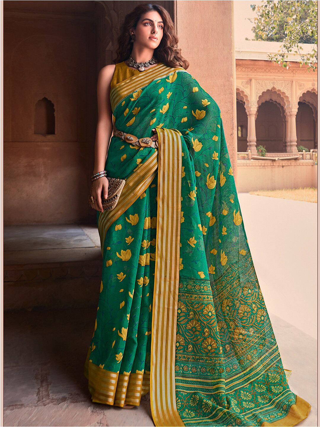 

Kasak Floral Printed Saree, Green