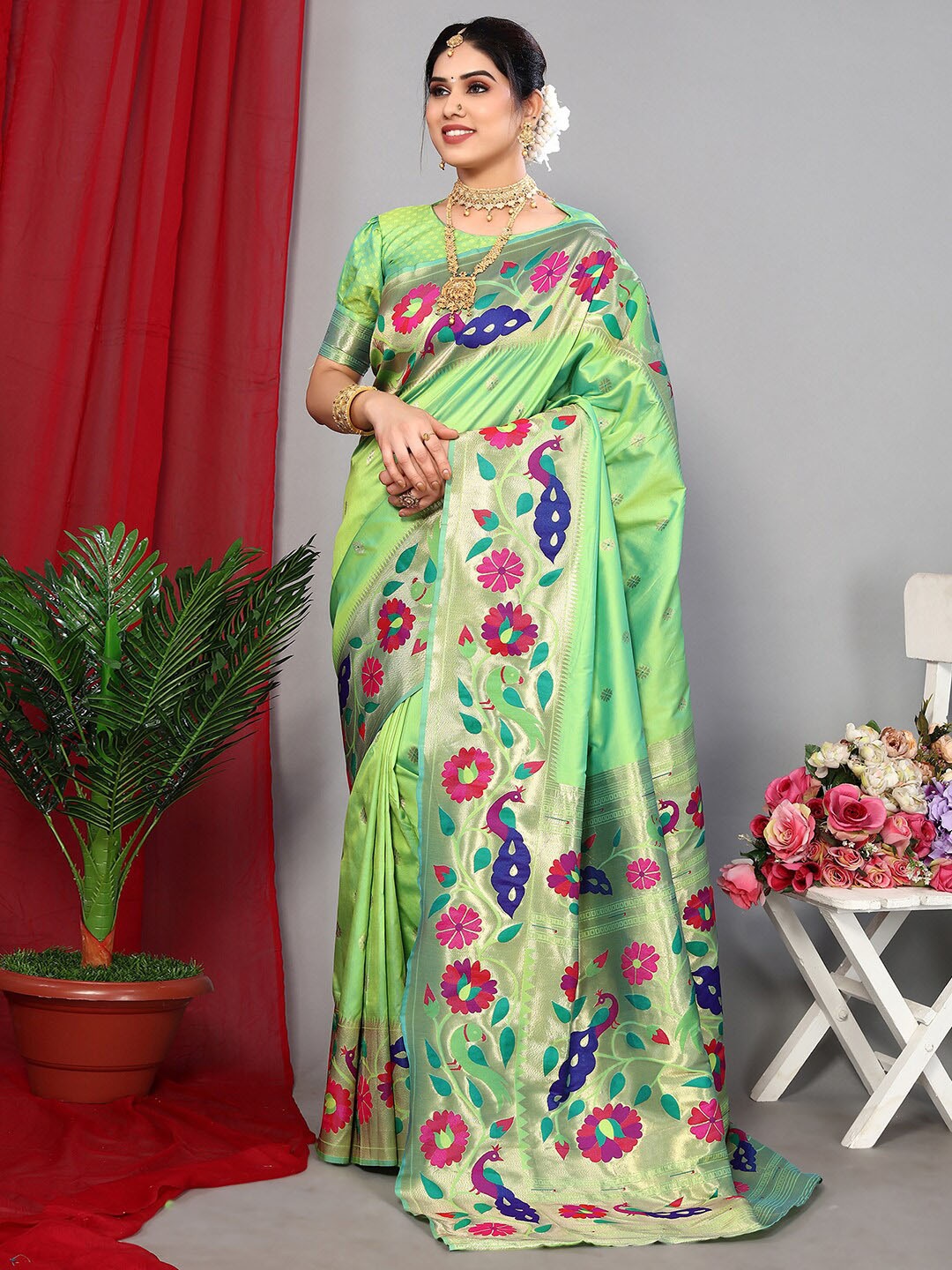 

Satrani Green & Red Floral Woven Design Zari Paithani Saree
