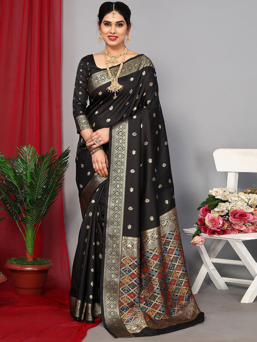 

Satrani Black & Gold-Toned Ethnic Woven Design Zari Paithani Saree