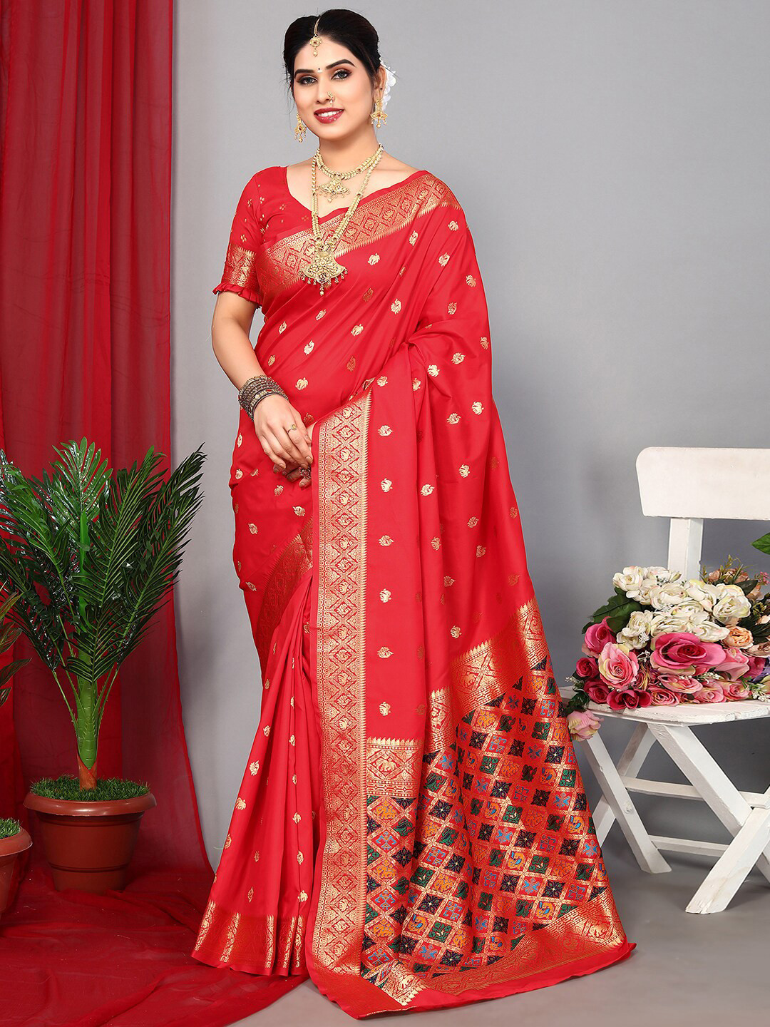 

Satrani Woven Design Paithani Saree, Red