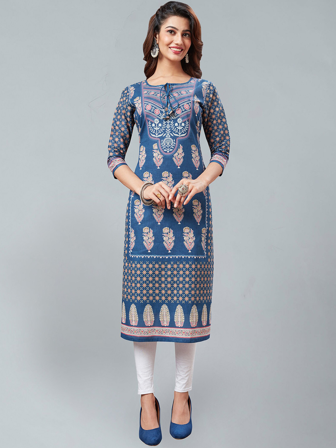 

Jevi Prints Floral Printed Tie Up Neck Pure Cotton Kurta, Blue