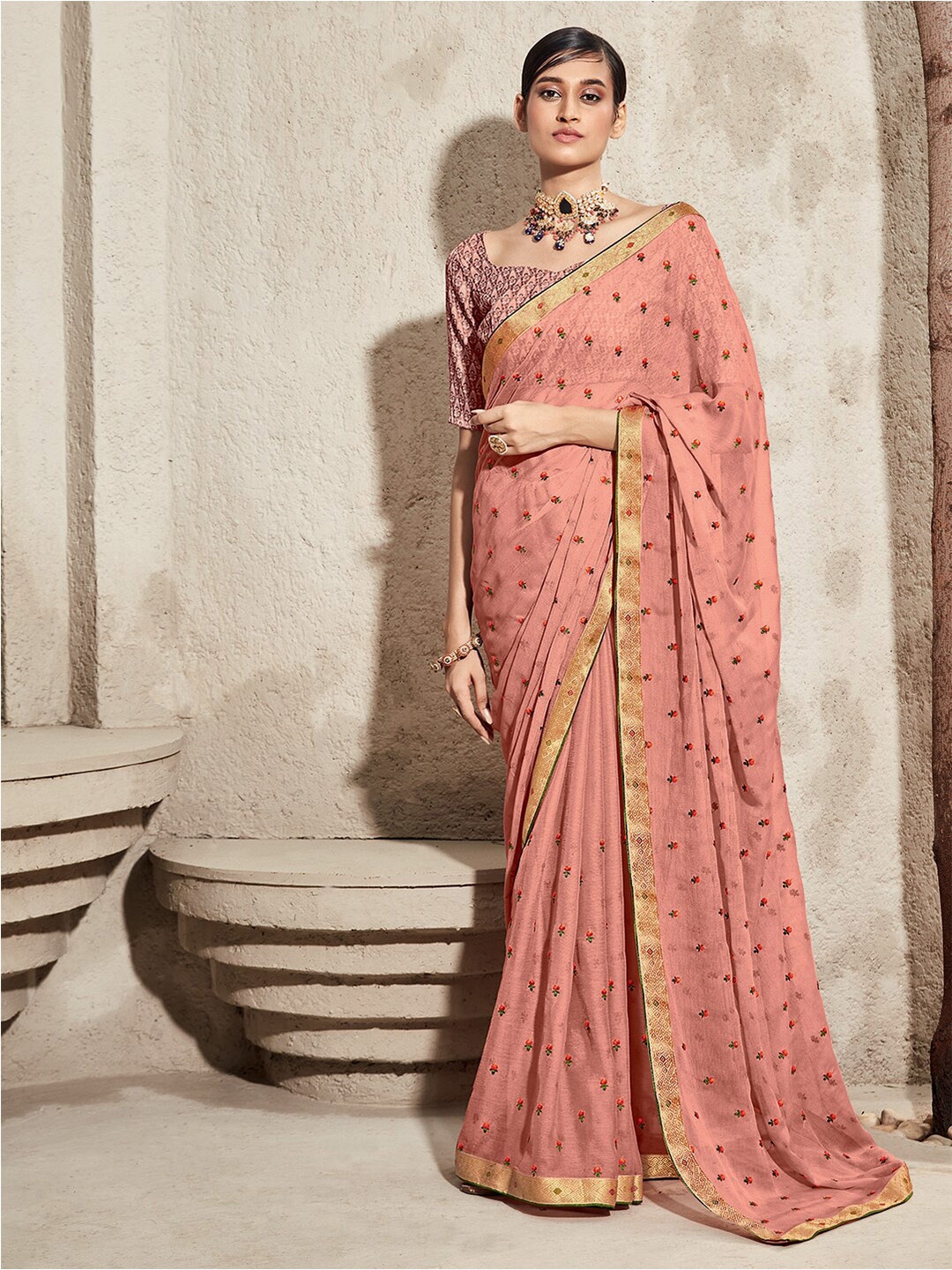 

Kasak Floral Embroidered Zari Saree, Pink