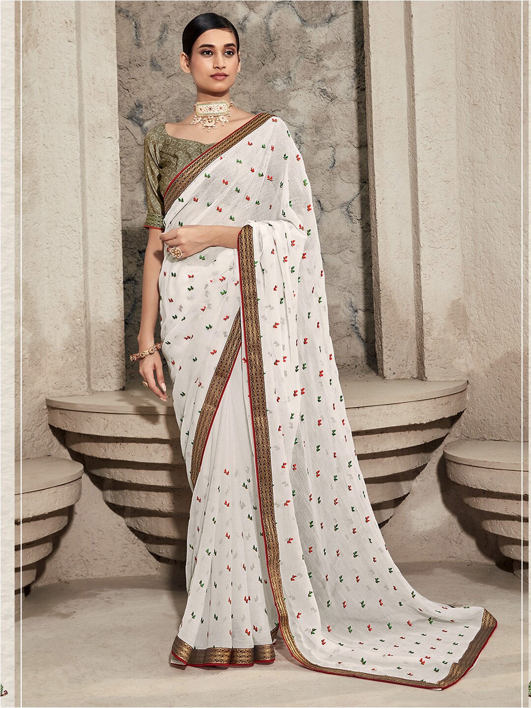 

Kasak Floral Embroidered Zari Saree, White