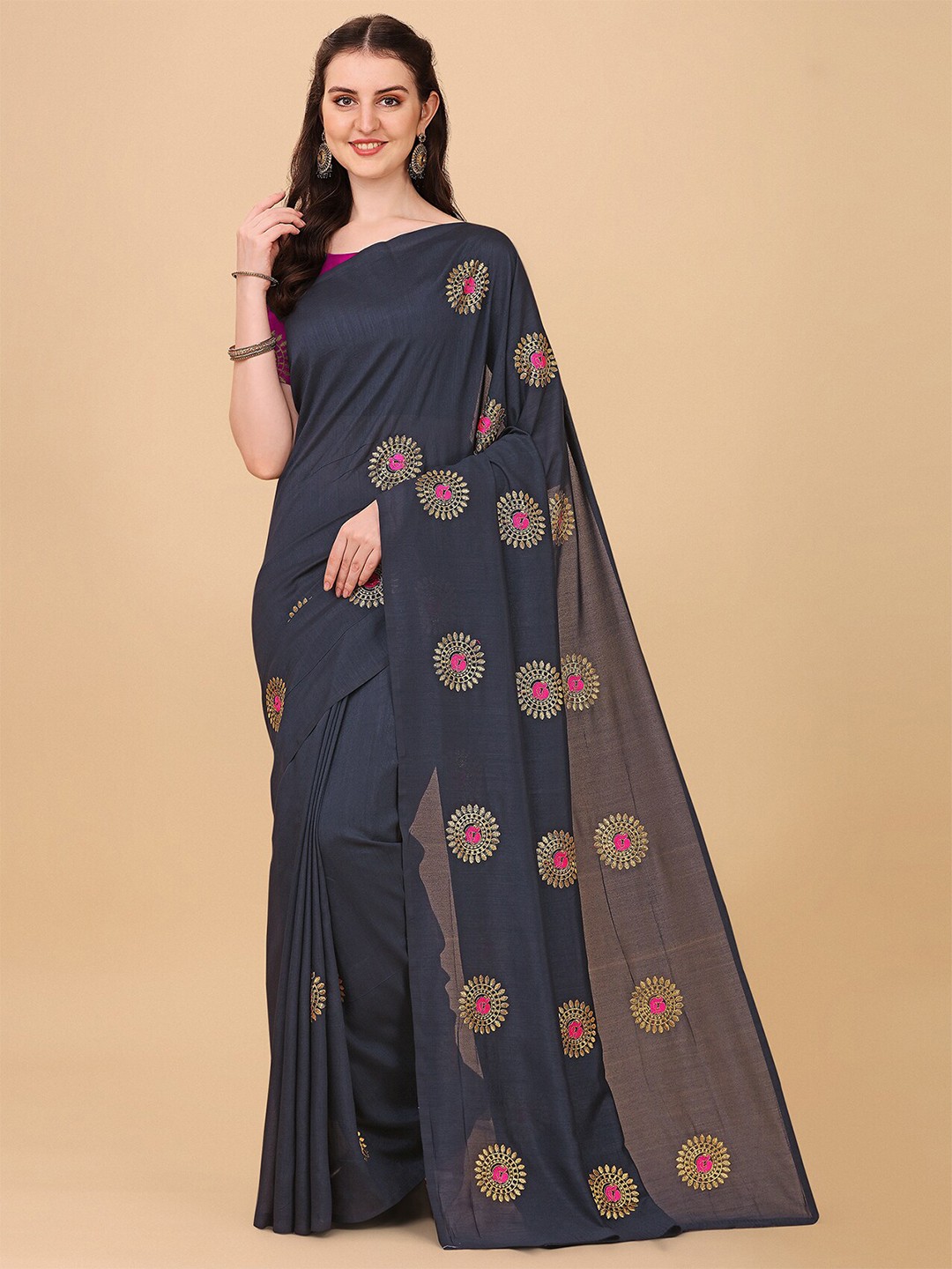 

Indian Fashionista Ethnic Motifs Embroidered Saree, Black