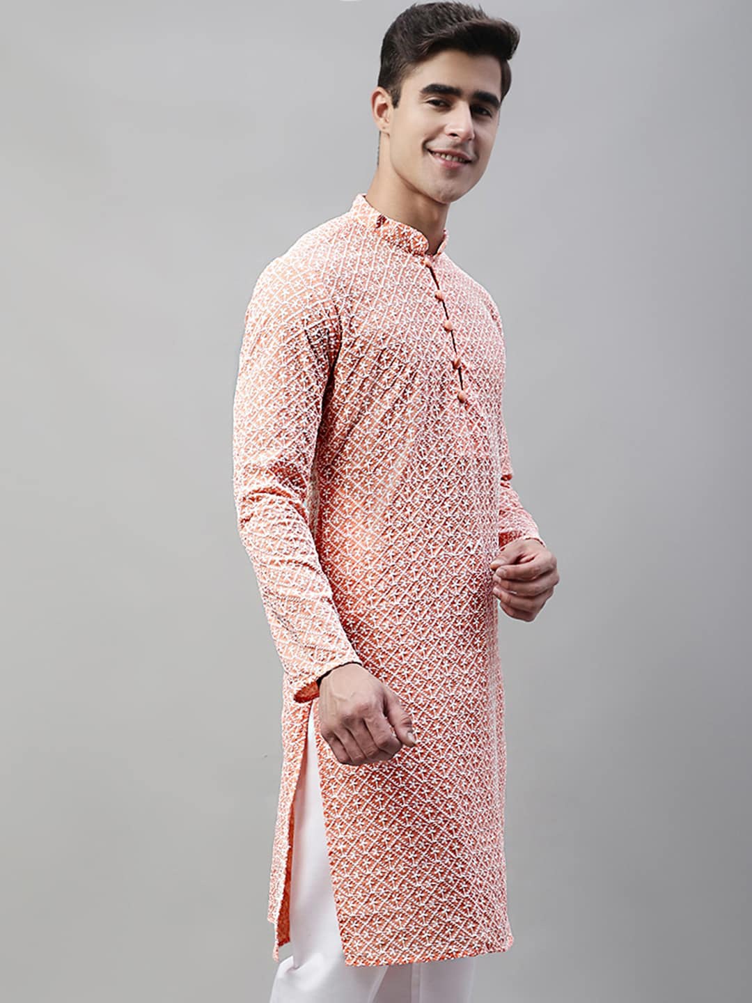 

Jompers Embroidered Mandarin Collar Chikankari Kurta, Peach