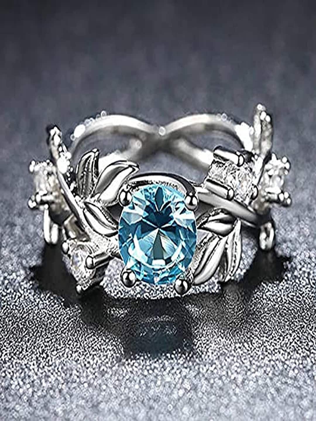 

UNIVERSITY TRENDZ Silver-Plated Crystal Floral Finger Ring
