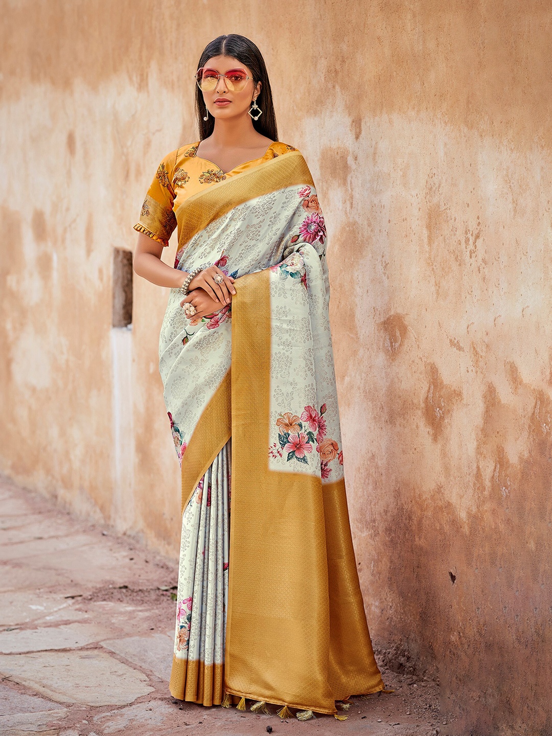 

Mitera Yellow & Pink Floral Woven Design Zari Banarasi Saree