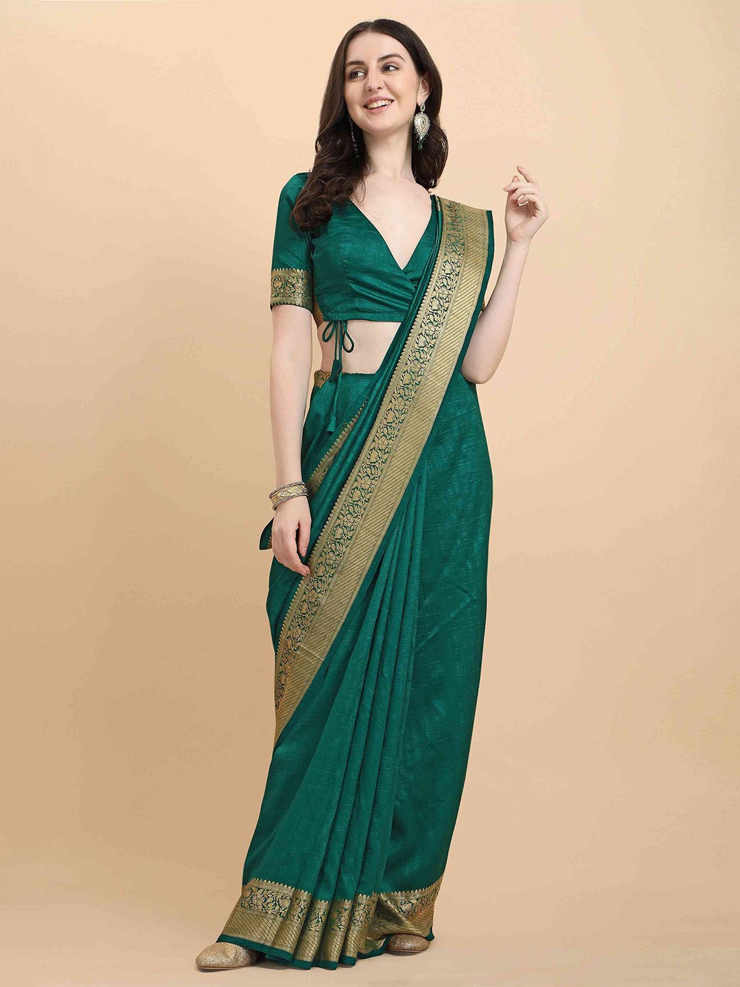

elora Zari Kanjeevaram Saree, Green