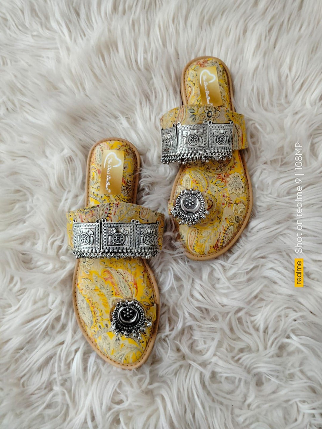 

The Desi Dulhan Printed Embellished Ethnic One Toe Flats, Yellow