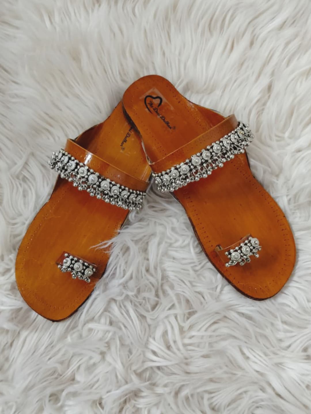 

The Desi Dulhan Women Ethnic Embellished Open Toe Flats, Tan