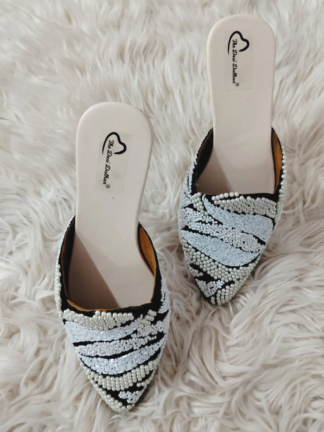 

The Desi Dulhan Women Embellished Ethnic Mules, Black