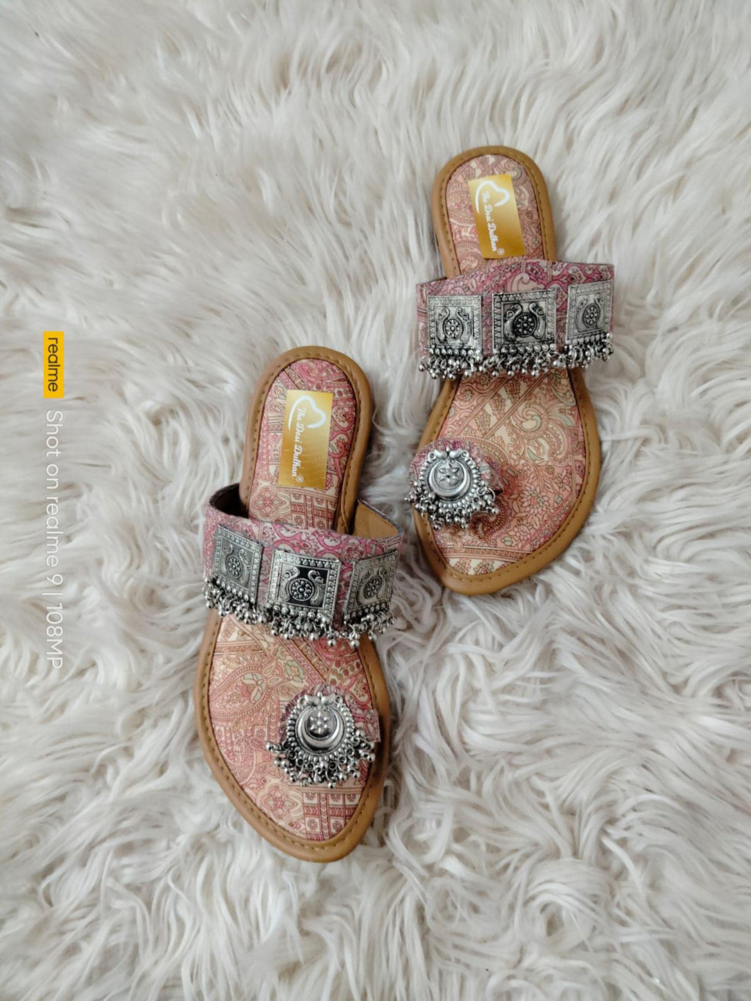 

The Desi Dulhan Printed Embellished Ethnic One Toe Flats, Red