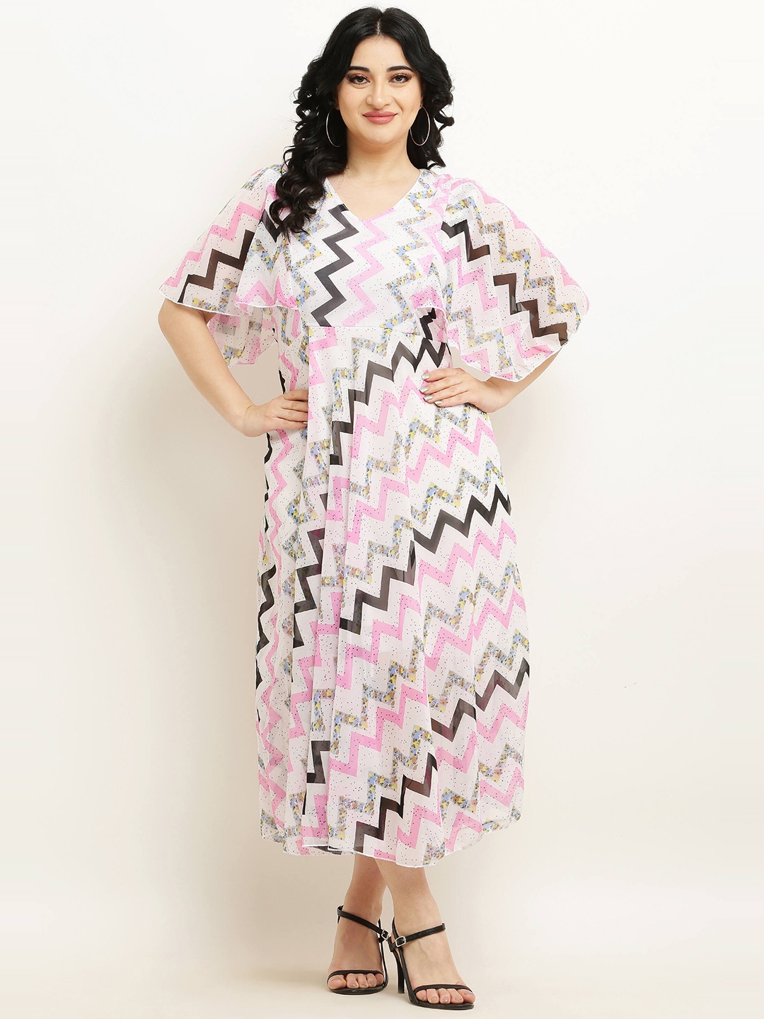 

borse lele Chevron Printed Flared Sleeves A-Line Georgette Maxi Dress, White