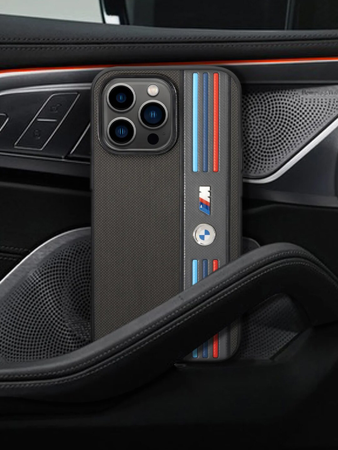 

TREEMODA Tricolor Line Metal Logo iPhone 13Pro Phone Back Case, Black