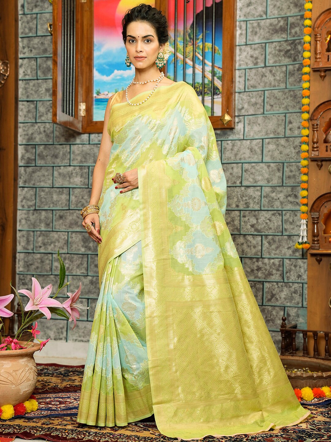 

Satrani Ethnic Motifs Zari Silk Cotton Banarasi Saree, Lime green