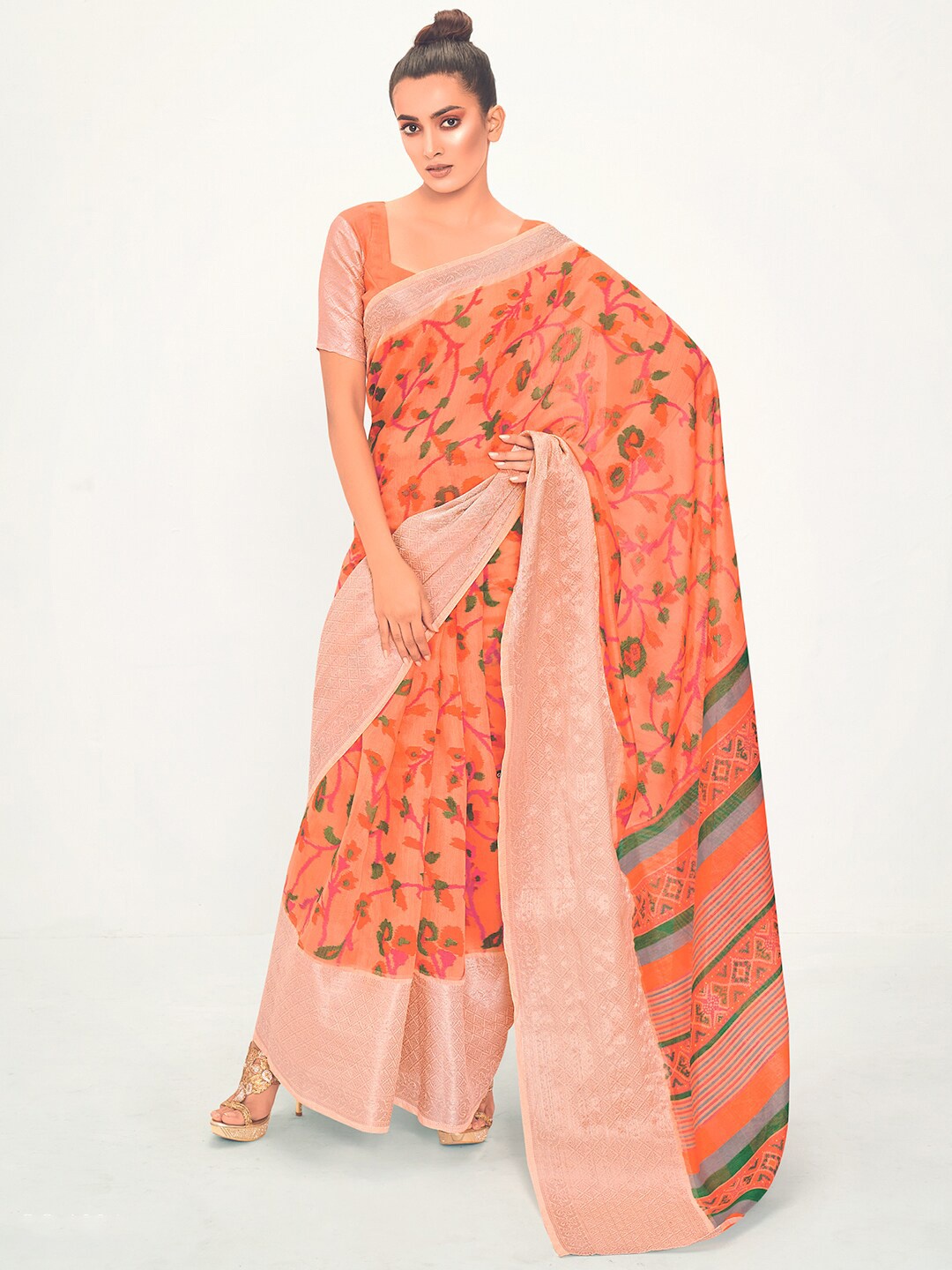 

Kasak Floral Cotton Blend Zari Saree, Orange