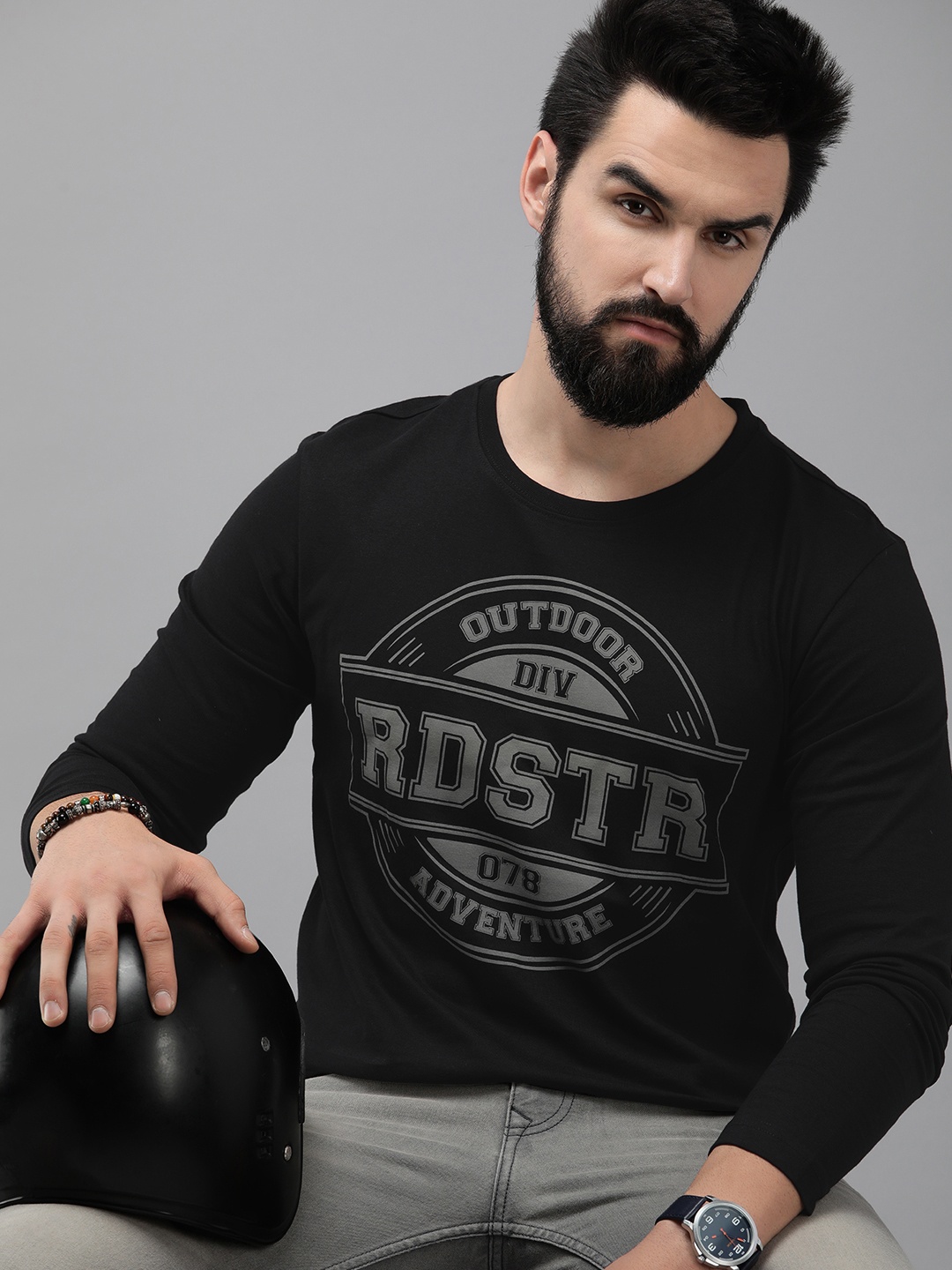 

Roadster Men Black Printed T-shirt