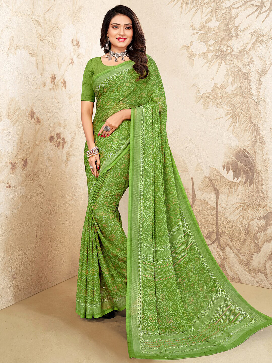 

Mitera Green & White Bandhani Poly Chiffon Bandhani Saree