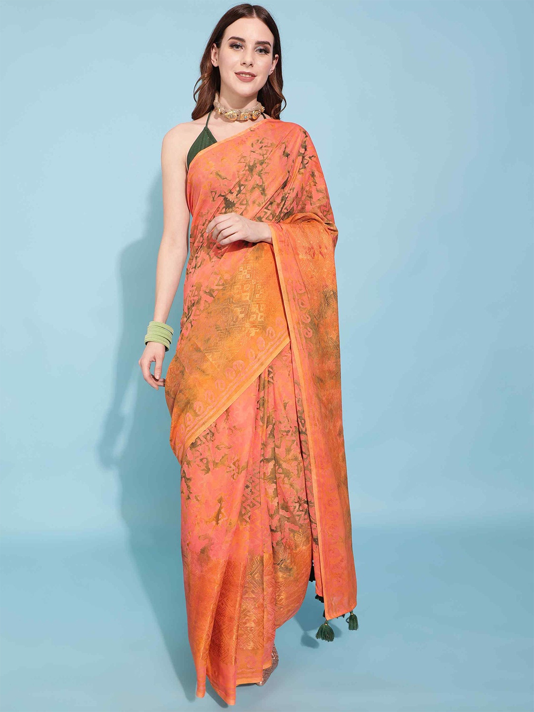 

elora Batik Printed Pure Silk Saree, Peach