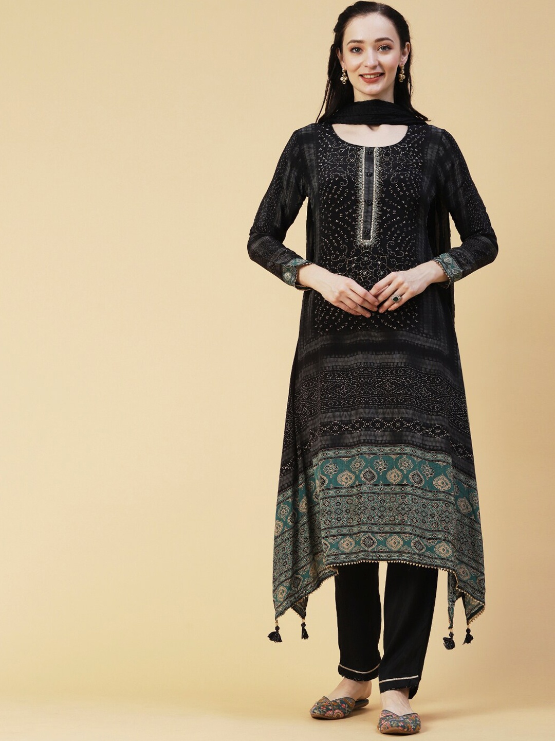

Envy Me by FASHOR Ethnic Motifs Printed Sequined Asymmetric Kurta with Trousers & Dupatta, Black