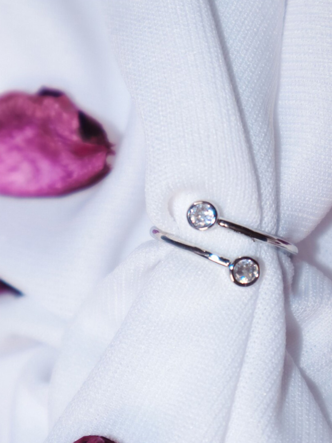 

SALTY Silver-Plated Twin Crystal Band