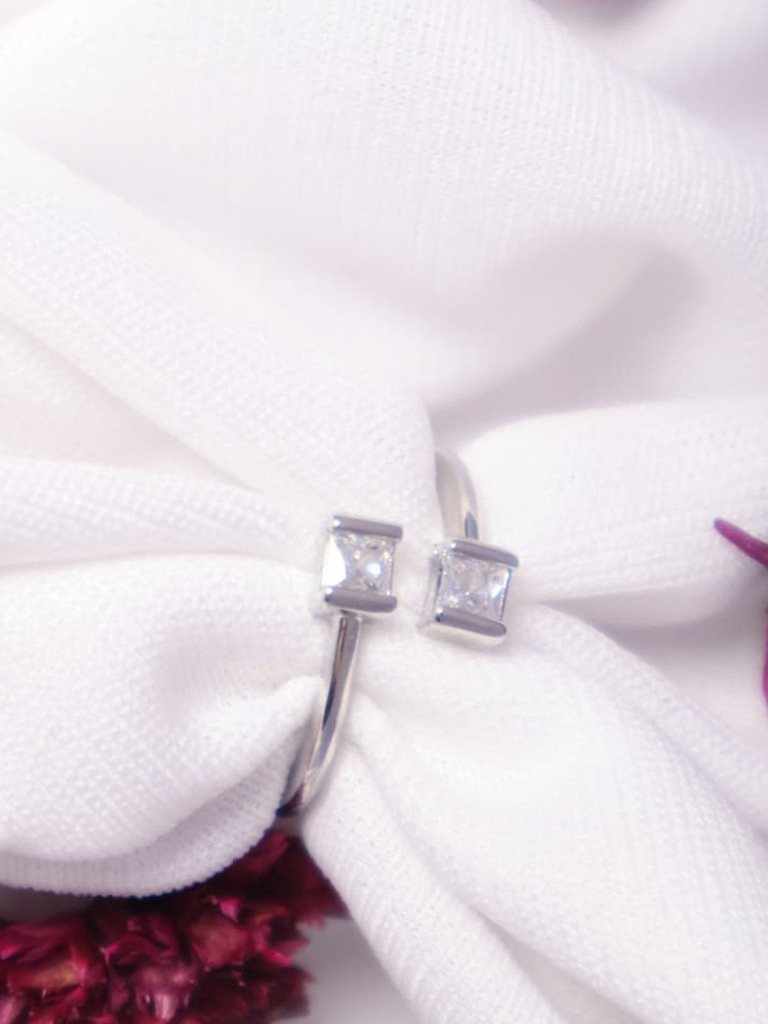 

SALTY Silver-Plated Anti Tarnish Ring