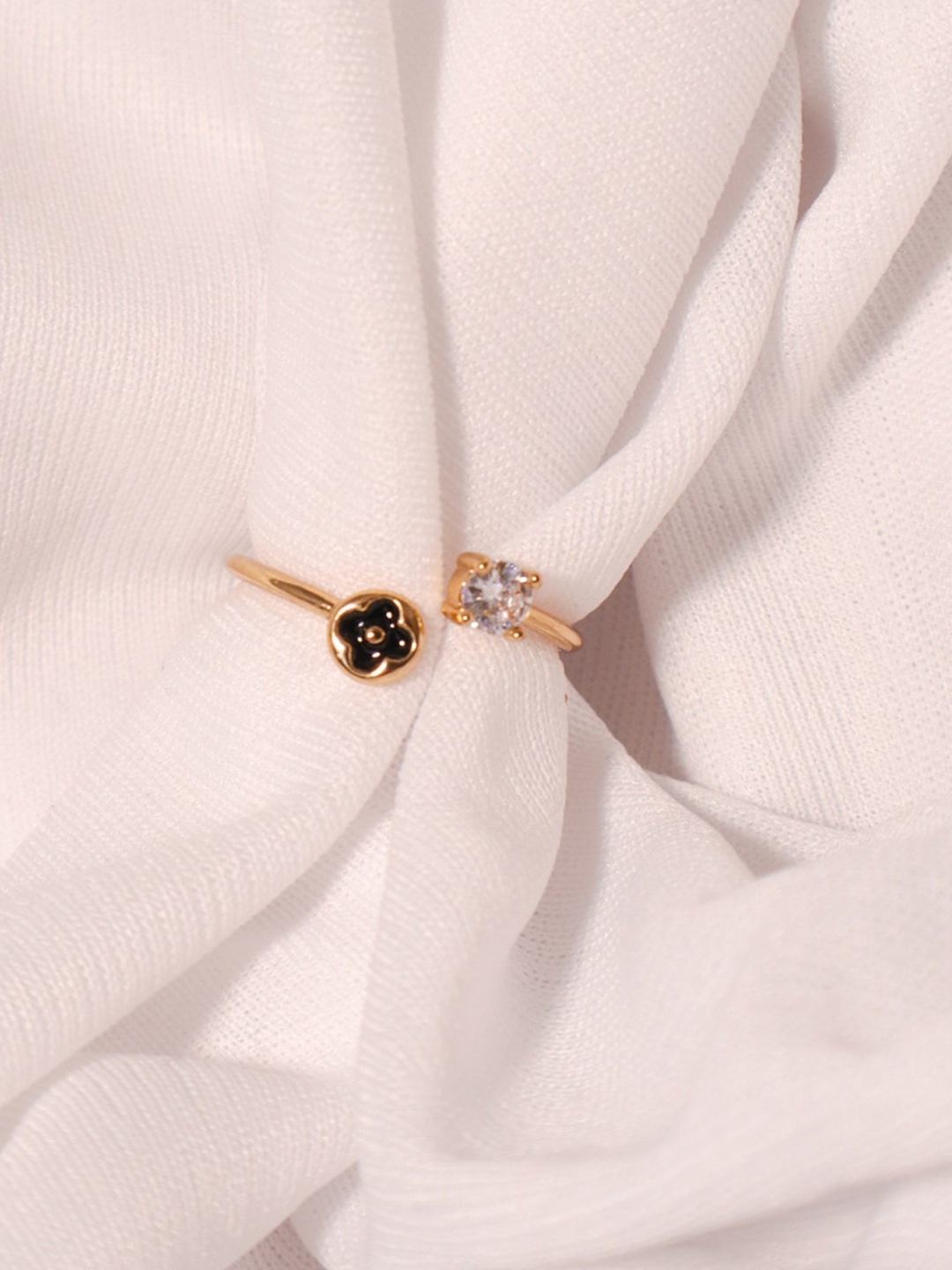 

SALTY Gold-Plated Crystal Anti-Tarnish Finger Ring