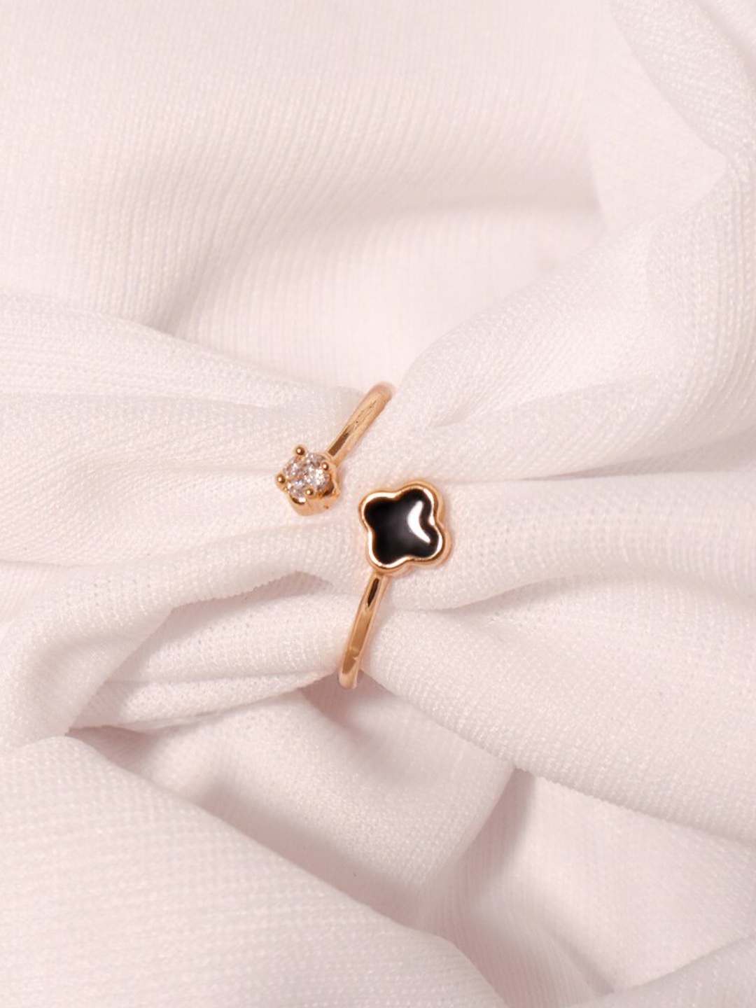 

SALTY Crystal Studded Clover Anti-Tarnish Finger Ring, Gold