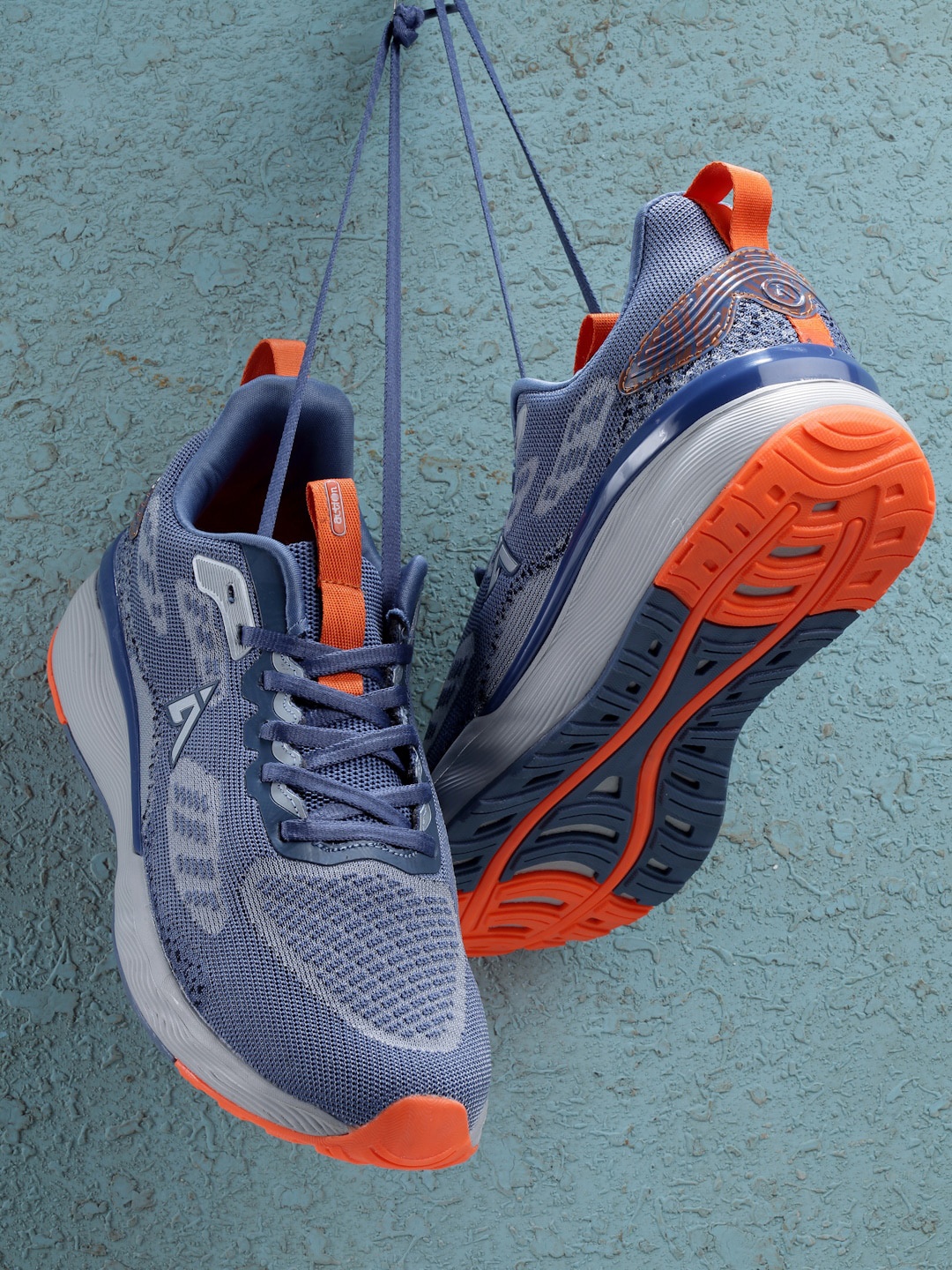 

Action Men Non-Marking Running Shoes, Grey