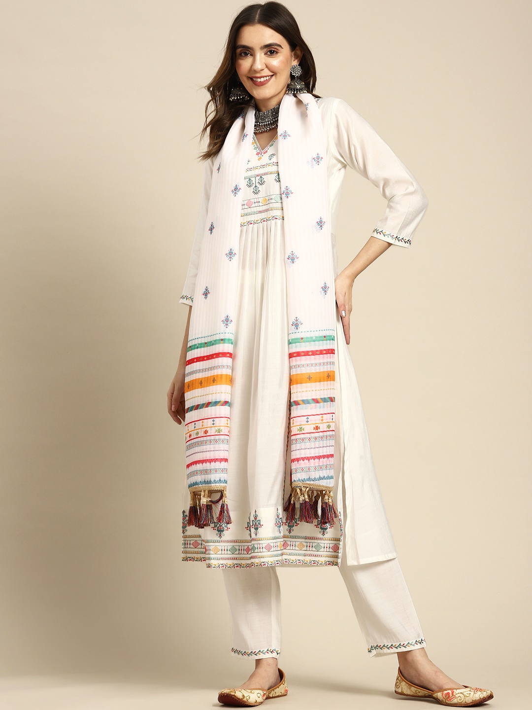 

Sangria Ethnic Motifs Yoke Design Regular Thread Work Kurta with Trousers & With Dupatta, White