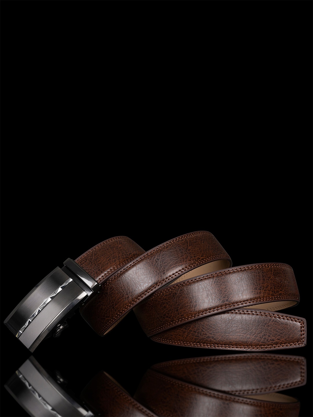 

BANGE Men Textured Leather Belt, Tan