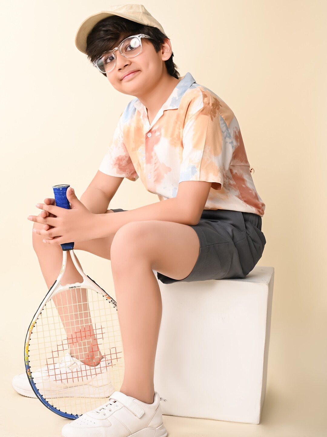 

LilPicks Boys Tie & Dye Printed T-shirt With Shorts, Brown