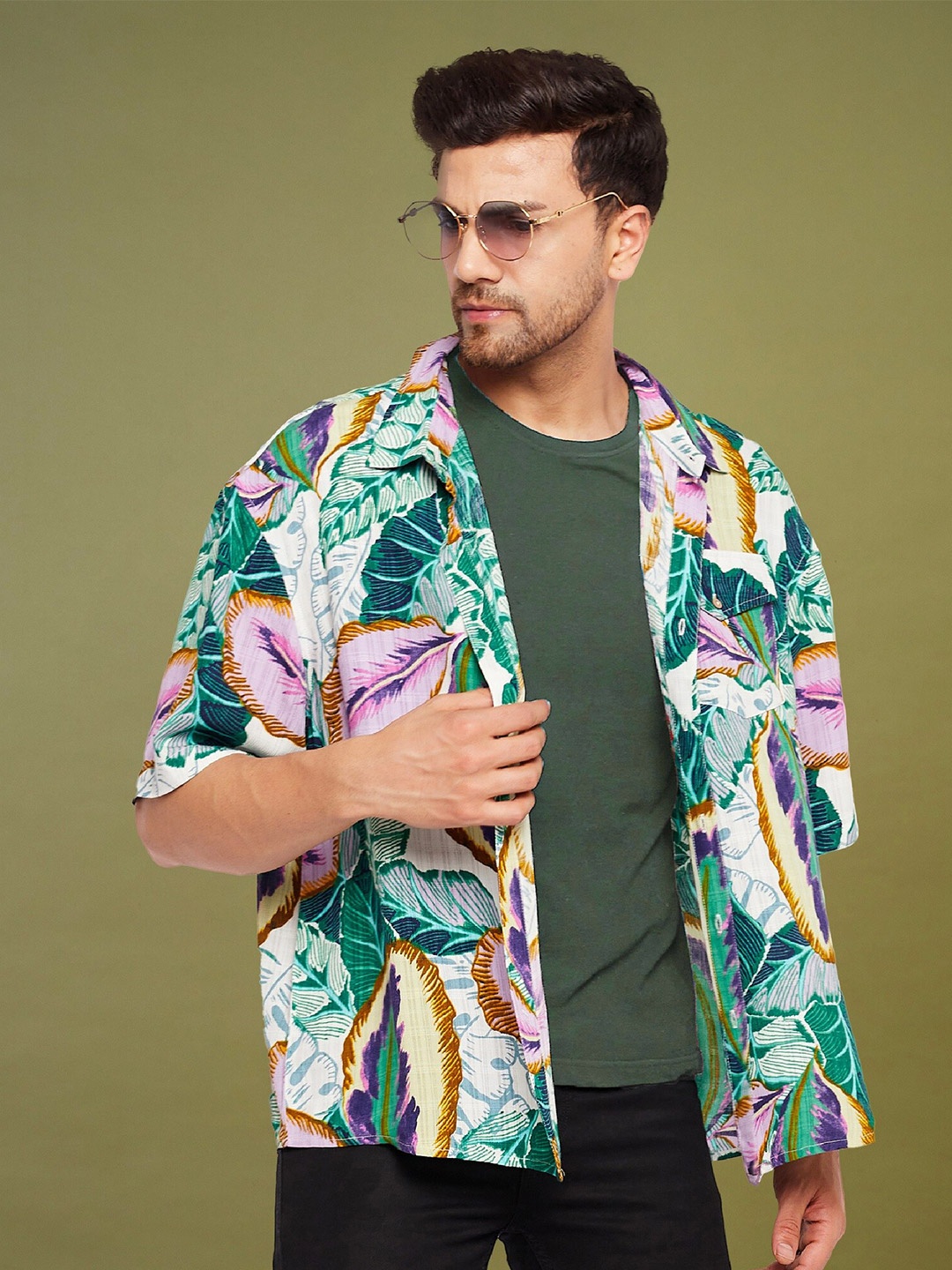 

MASCLN SASSAFRAS Green & Purple Relaxed Fit Tropical Printed Oversized Shirt