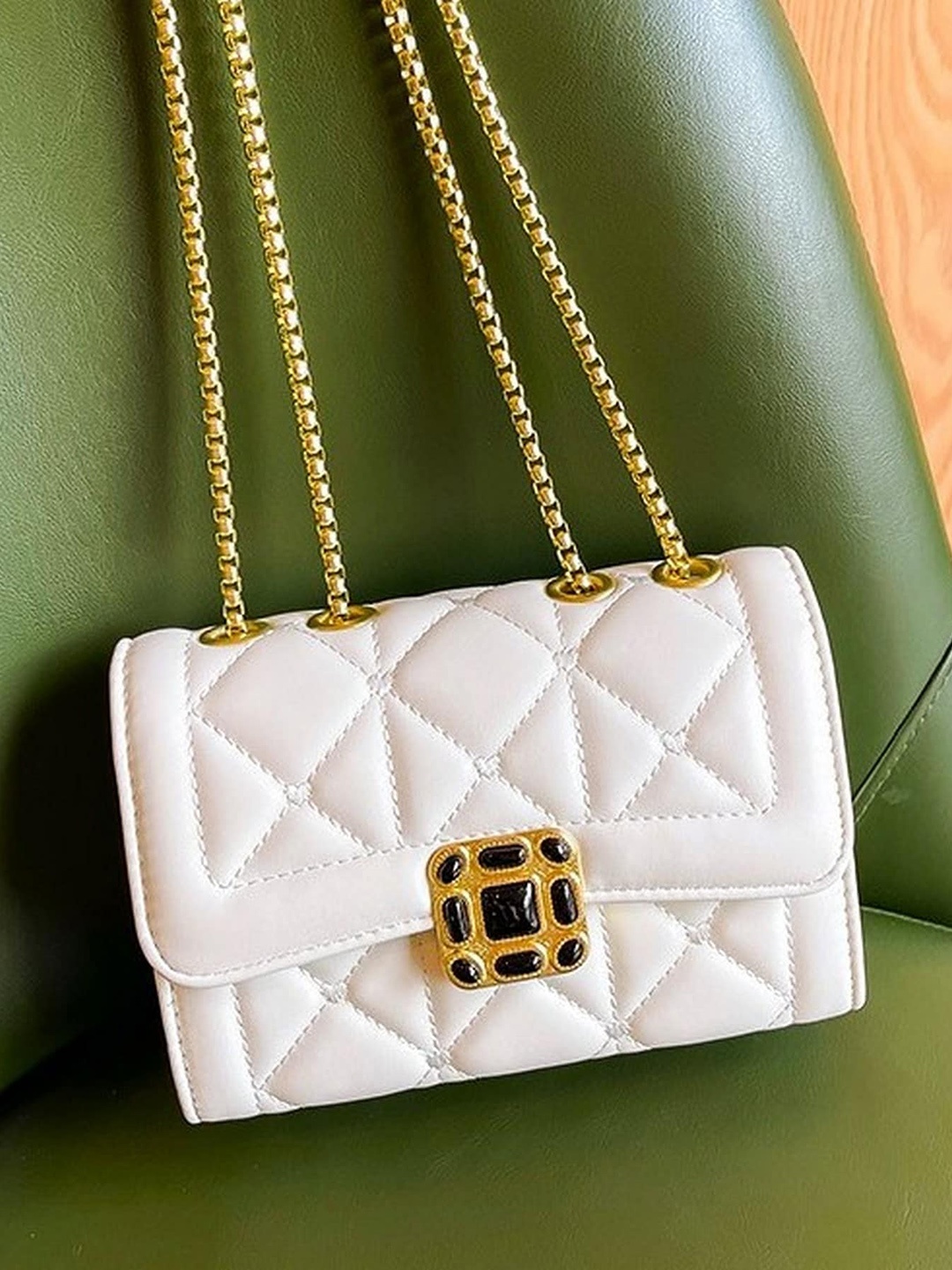 

Diva Dale Textured Quilted Pu Sling Bag, White