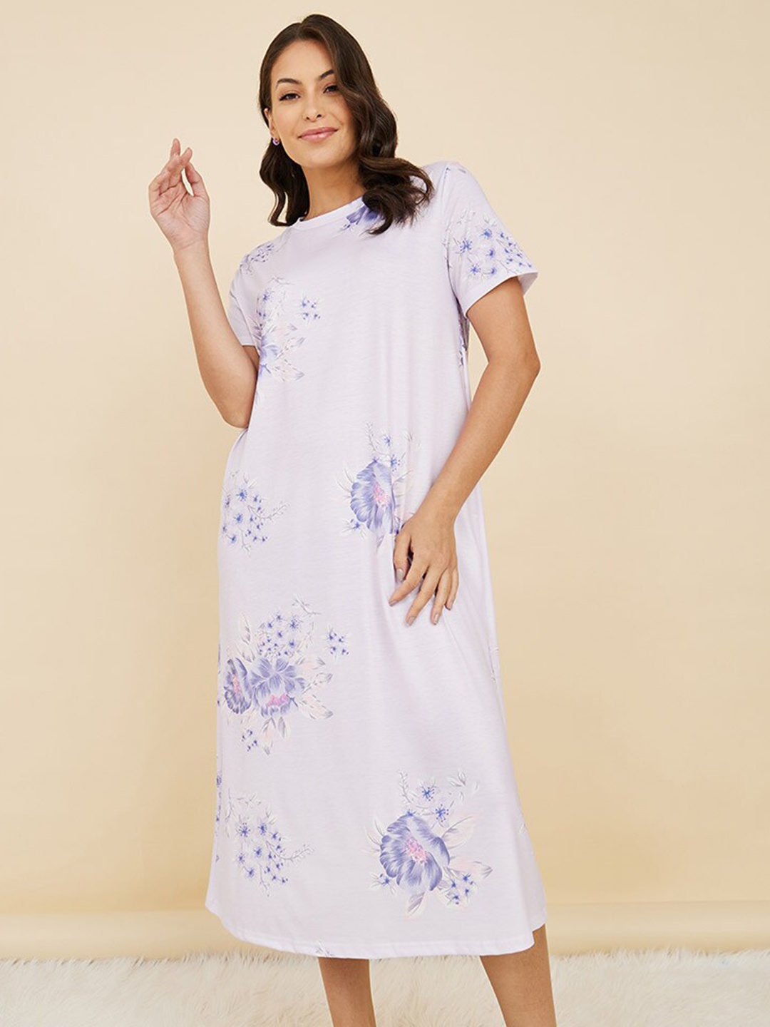 

Styli Floral Printed Short Sleeves Round Neck Midi T-Shirt Nightdress, Purple