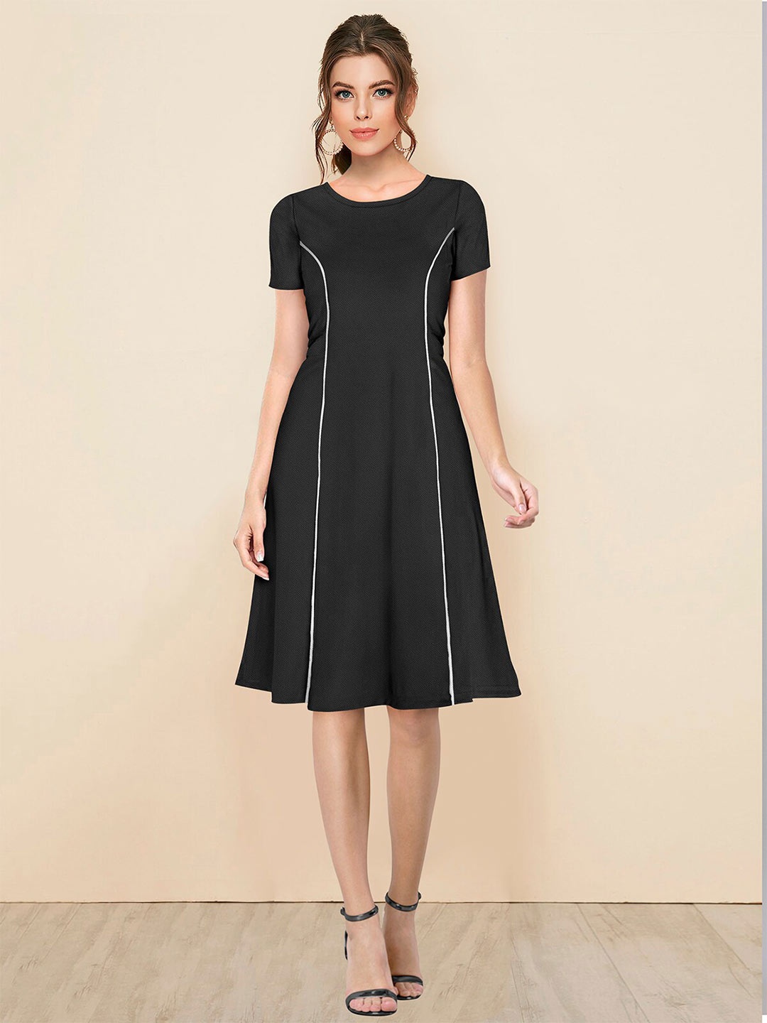 

FAVRIZ Round Neck Short Sleeves Fit & Flare Dress, Black