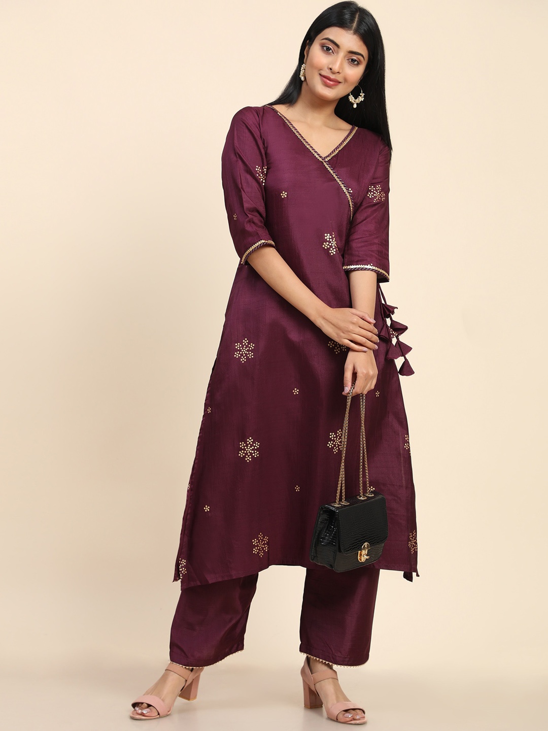

AVANSHEE Ethnic Motifs Printed Gotta Patti Kurta with Palazzos, Purple